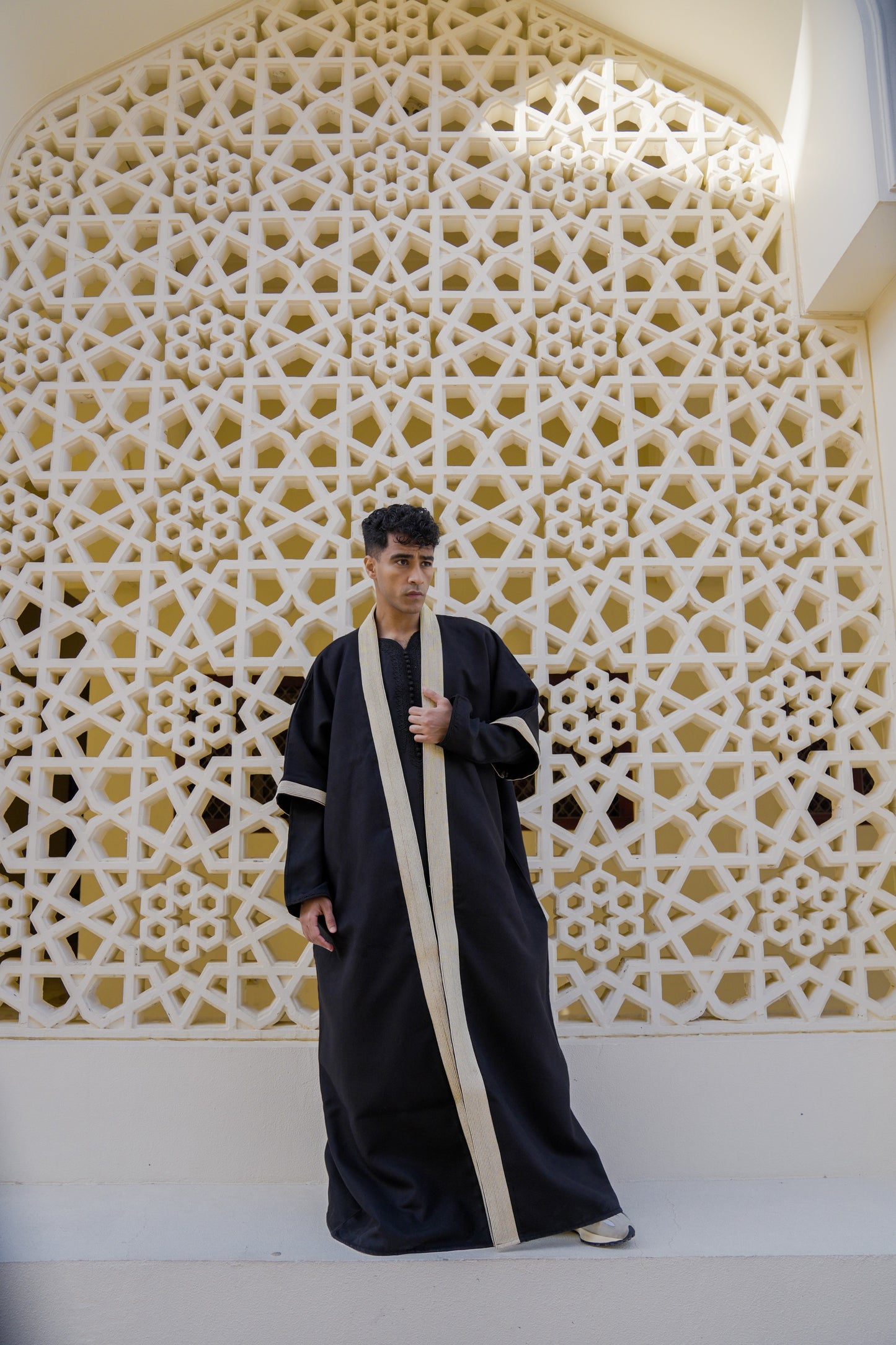 Royal Noir Serma Kaftan ✨