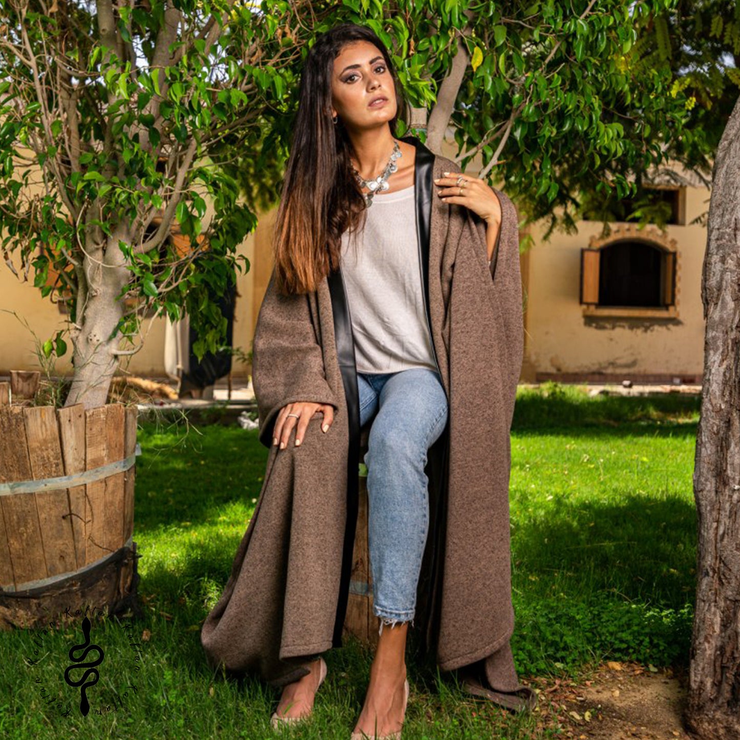 Winter Elegance Cape