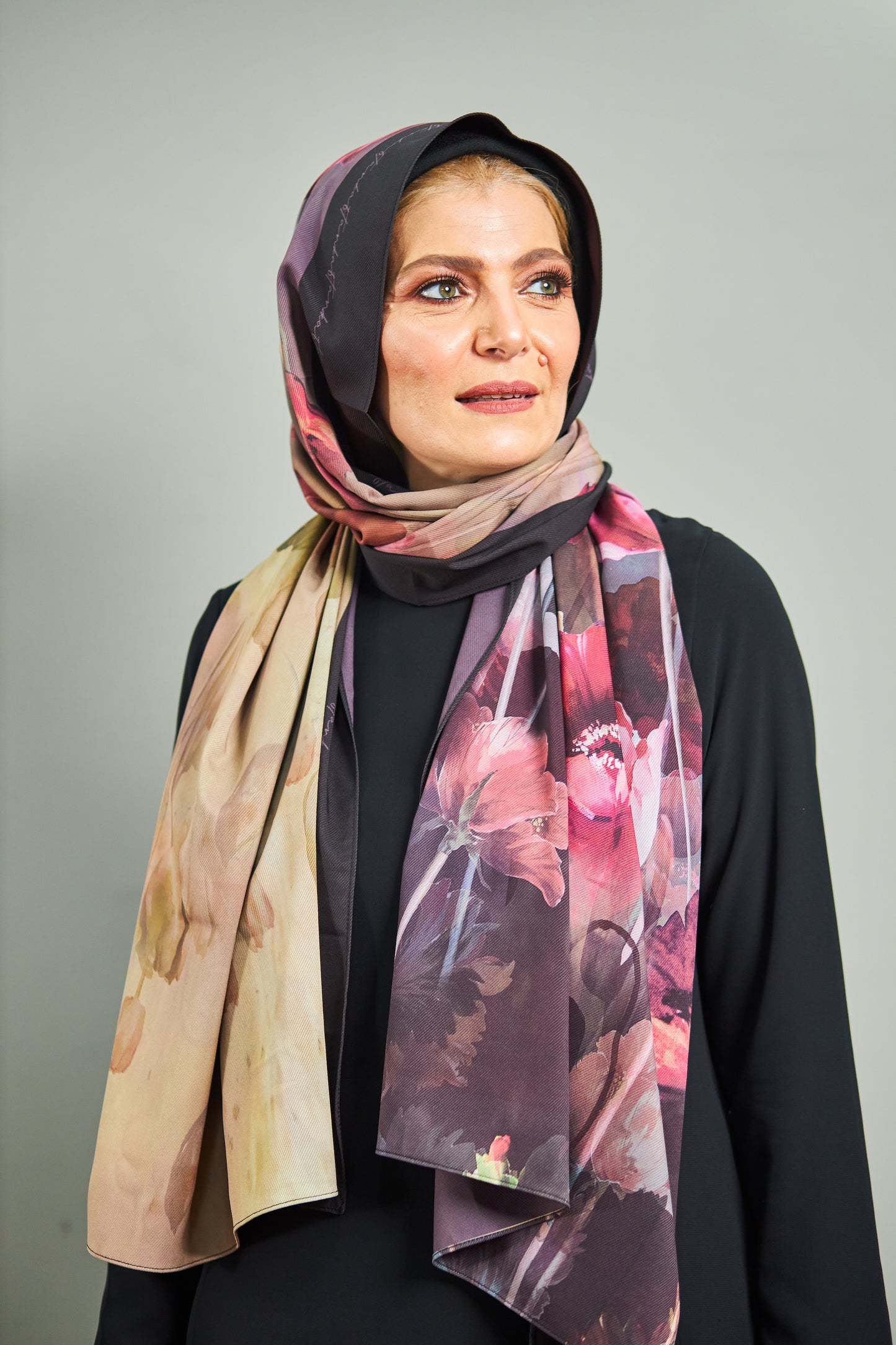 وشاح عادي وبتلات