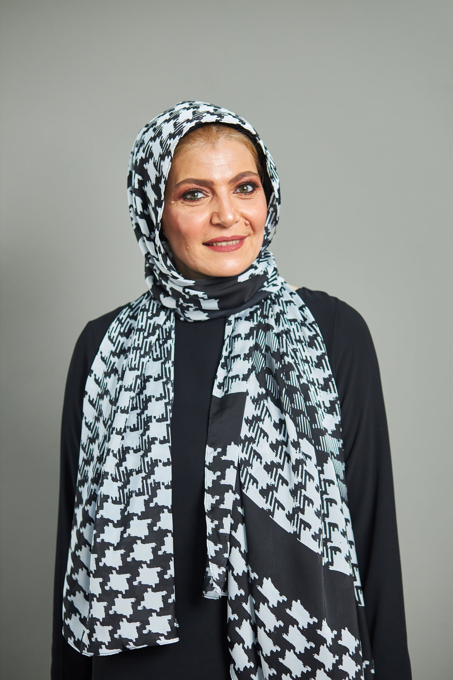 أحادية اللون وشاح الجلالة