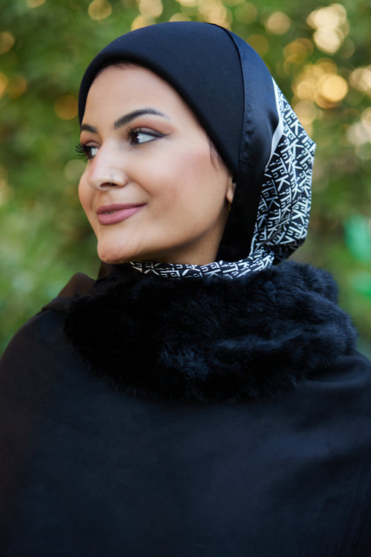 أسود مخملي X كيب فرو