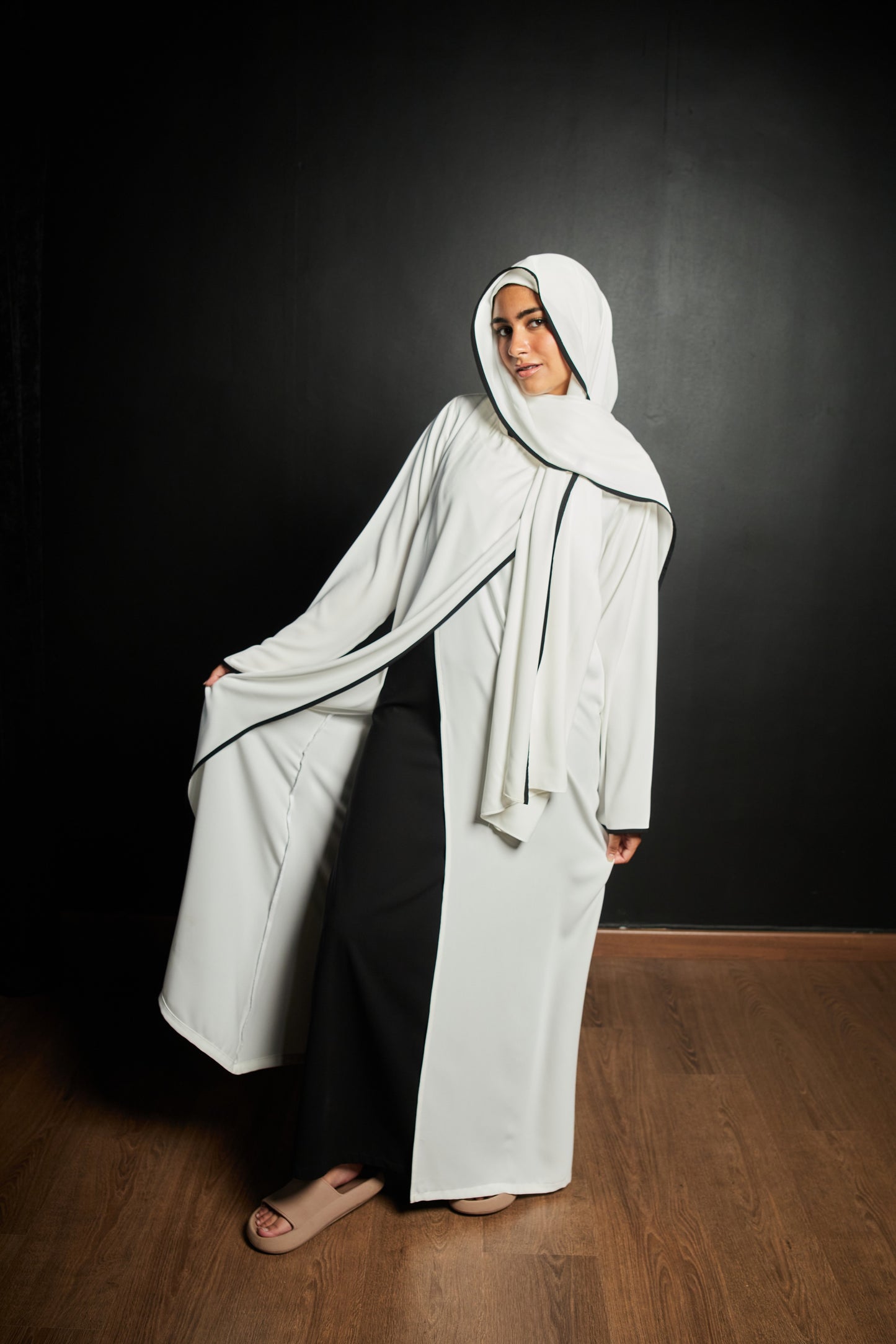 The Heavenly Veil Abaya