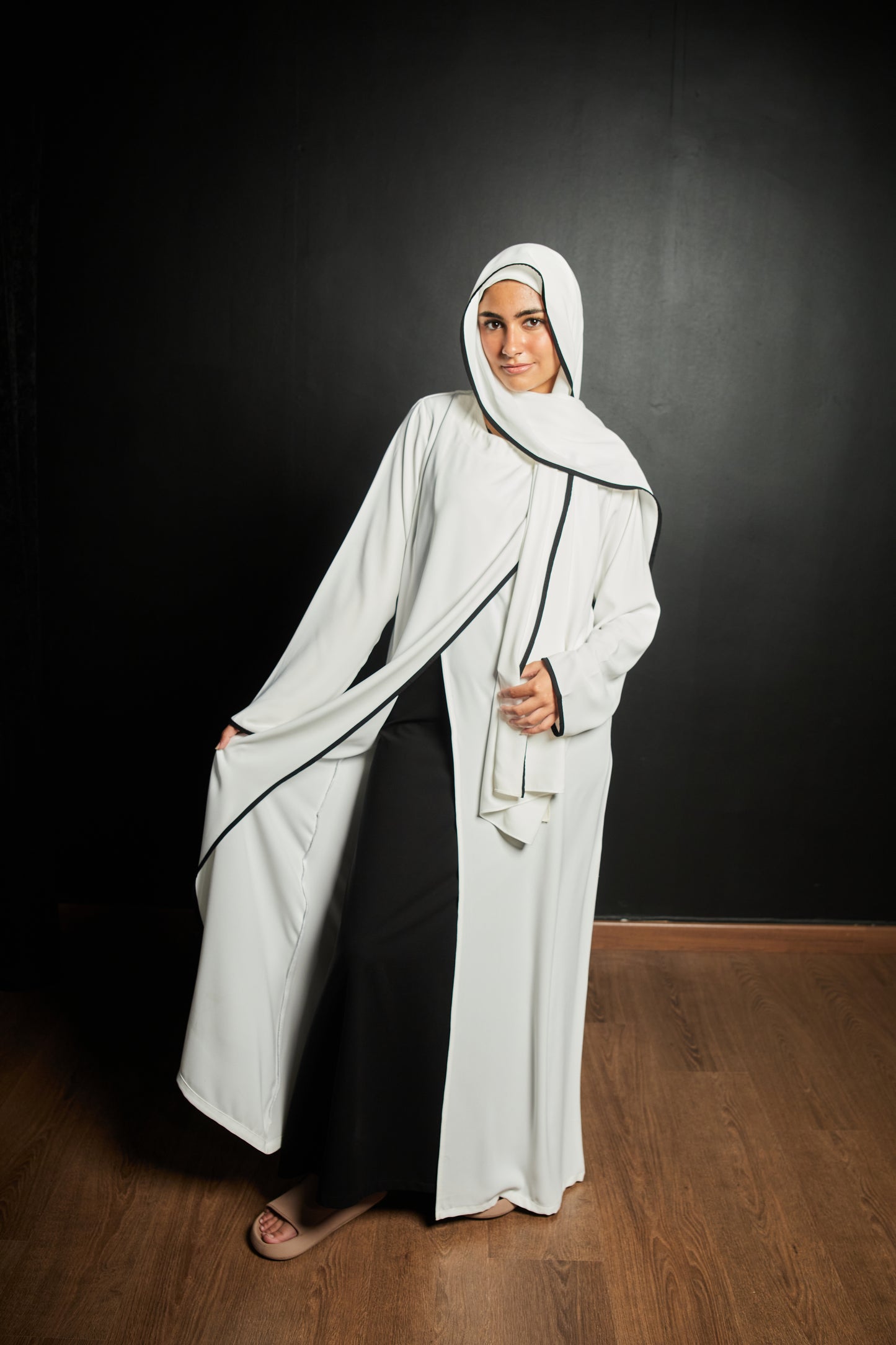 Effortless Purity Basic Cutt Dress Ihram