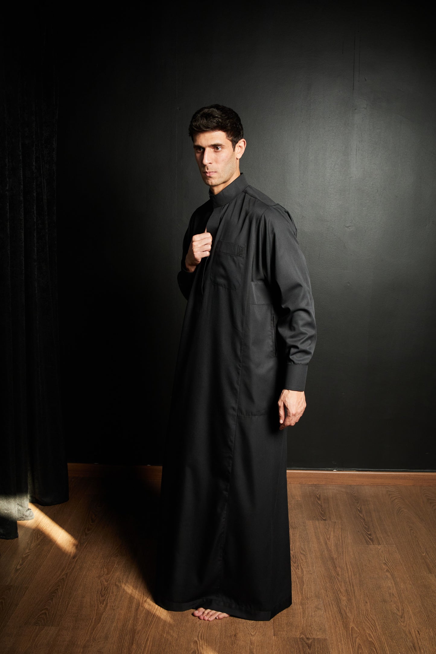 Noir Majesty Basic Gelbab