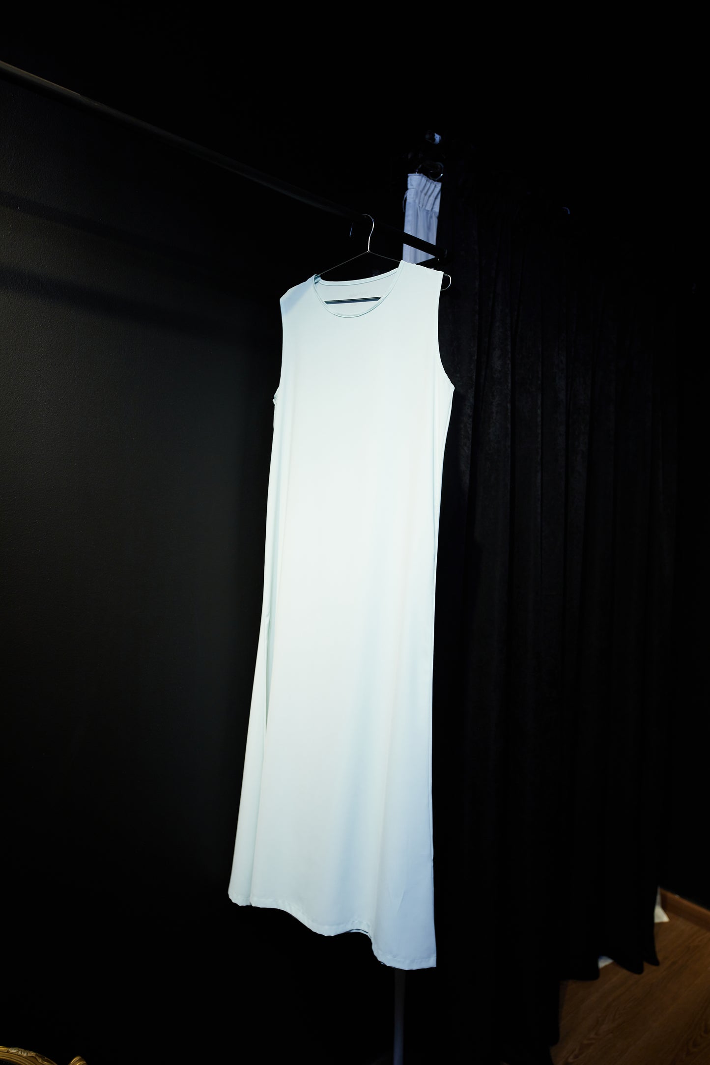 Effortless Purity Basic Cutt Dress Ihram