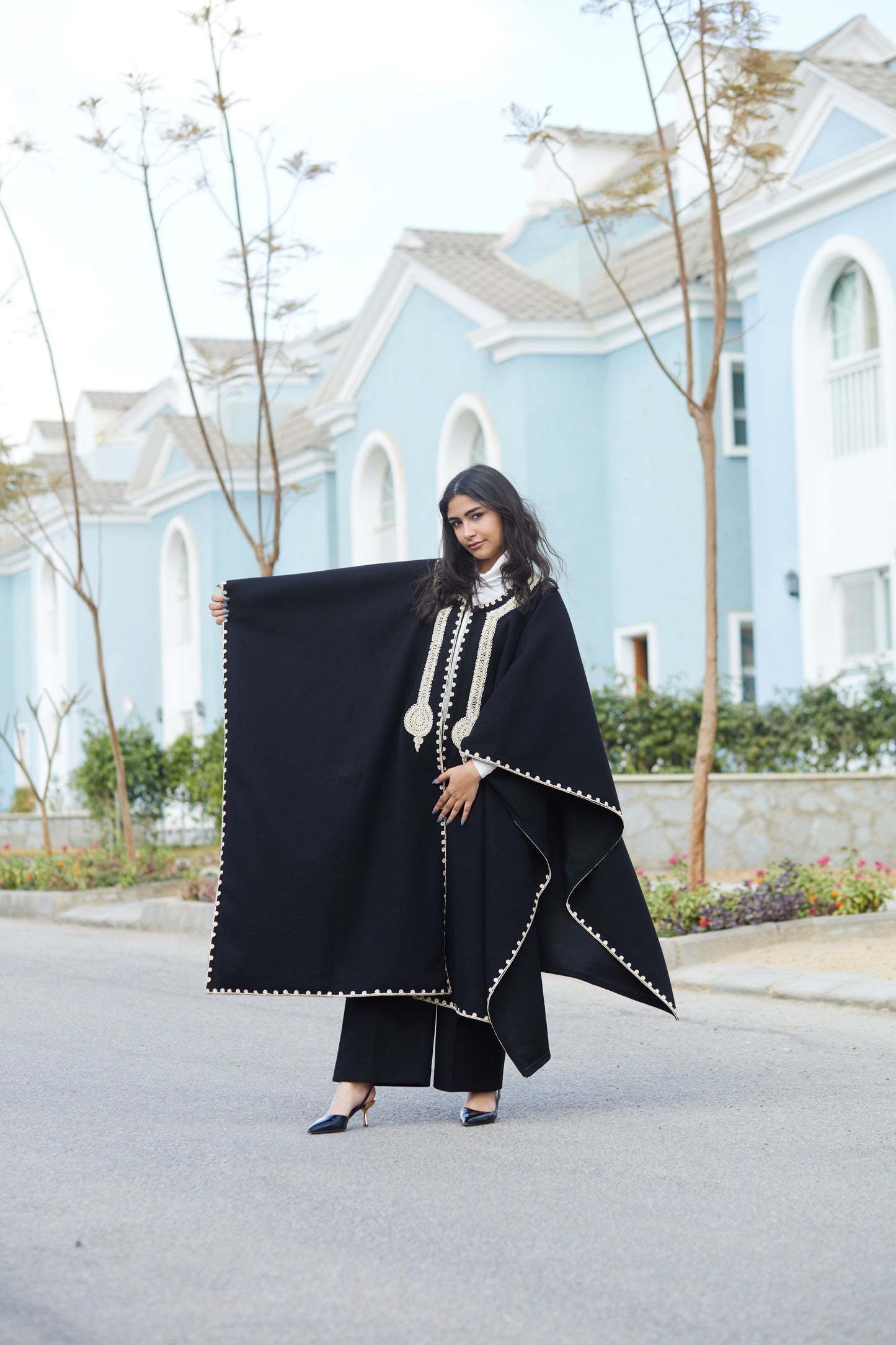 TUAREG Noire THERMAL Kaftan Cape ✨