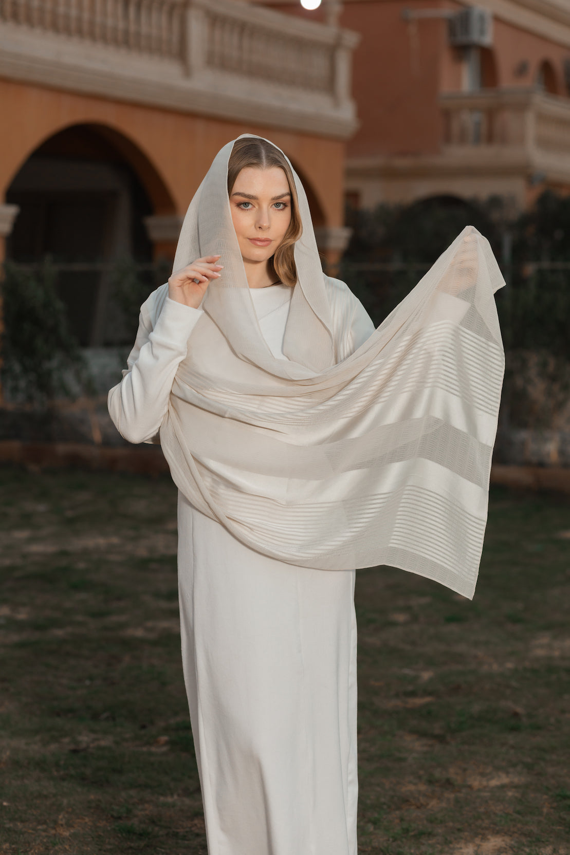 Chiffon x Satin Off White Scarf