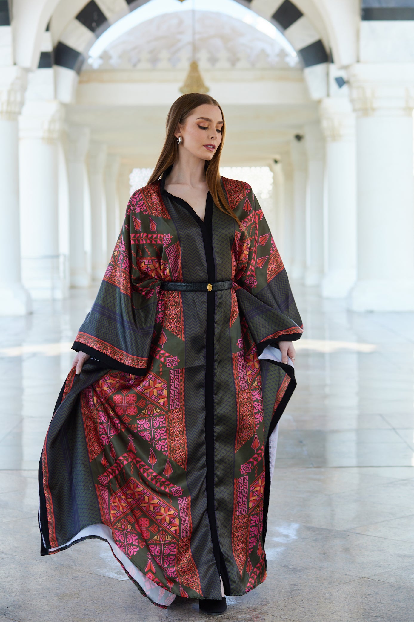 Falastineya Kaftan in Dark Olive