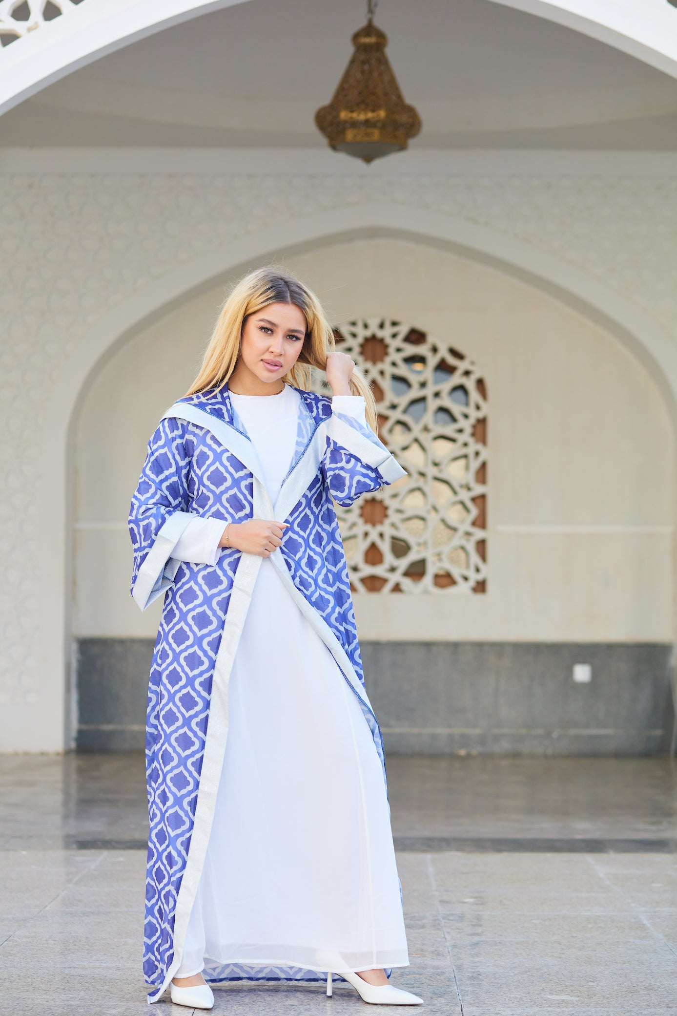 قفطان إسلامي باللون الأزرق