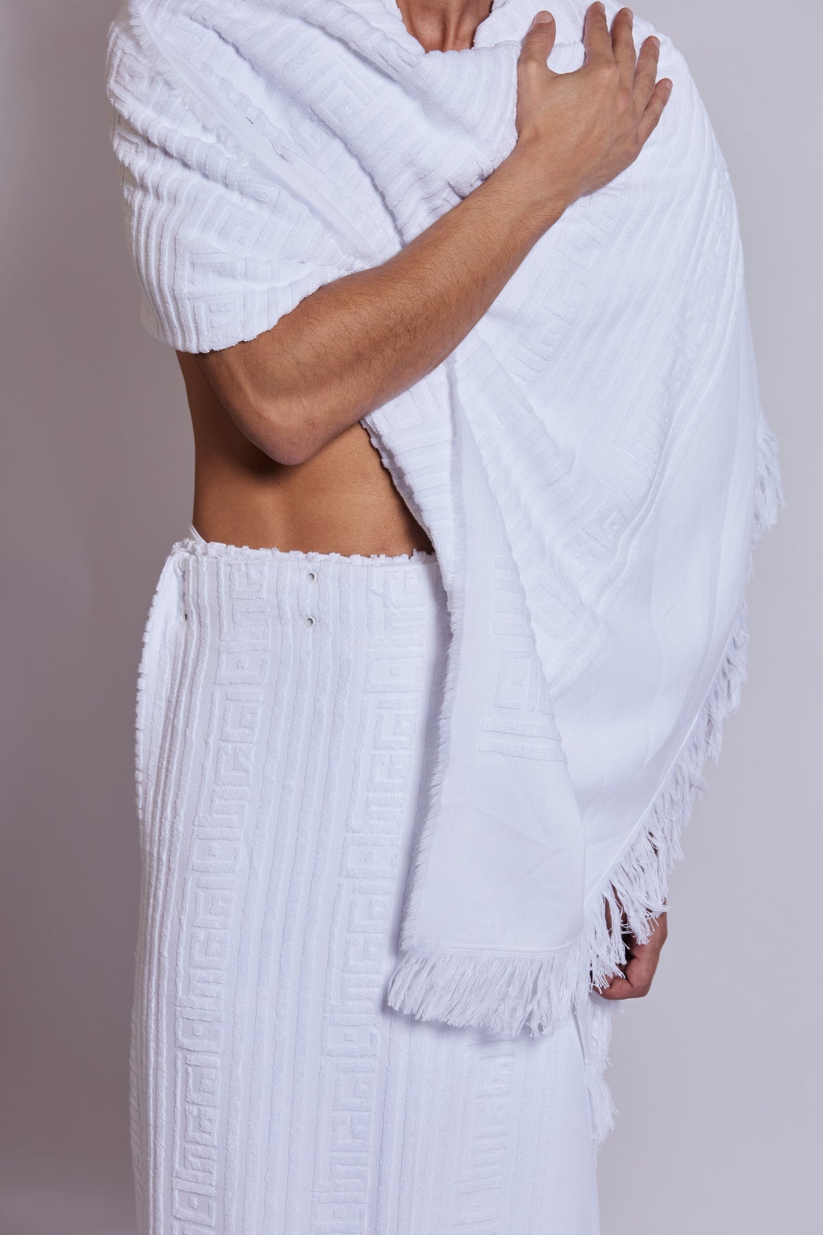 ELNOUR Kaftan Ihram Set (With Plungers)