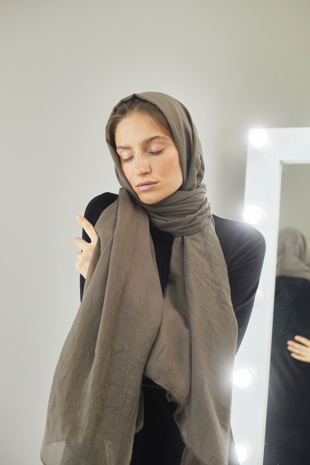 مقهى فرانسيس وشاح الكتان