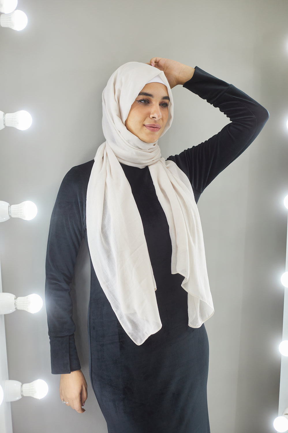 Créme Linen Scarf