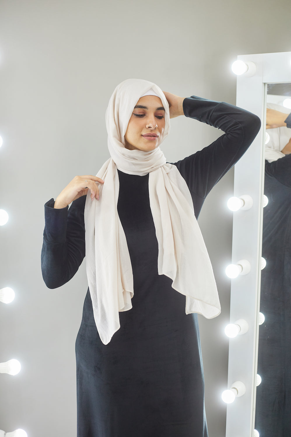 Créme Linen Scarf