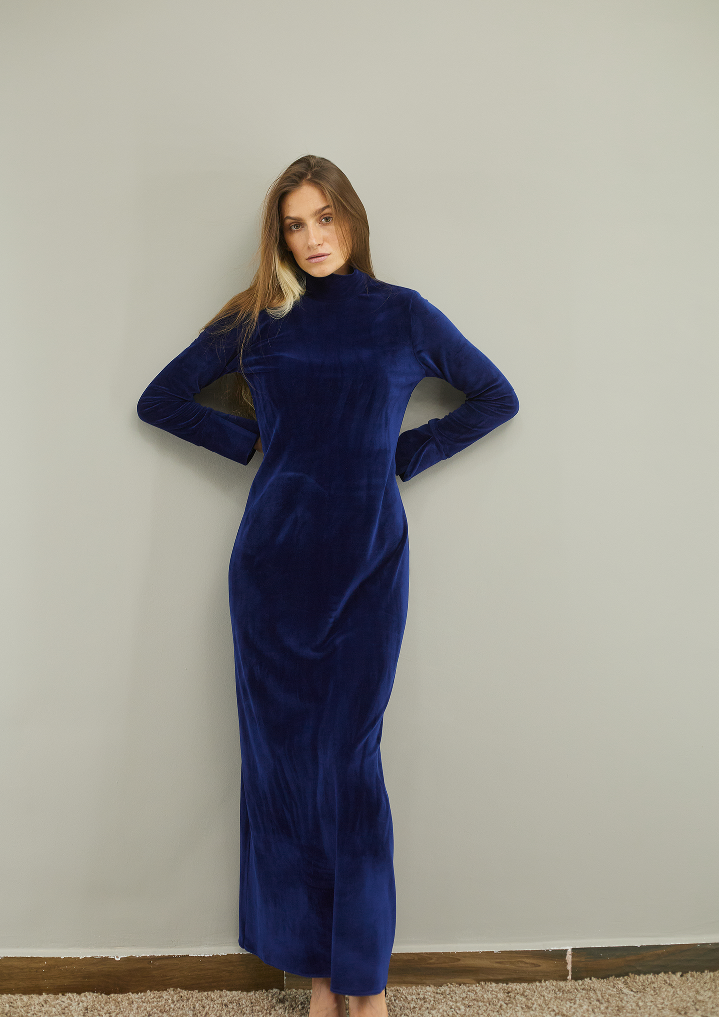 Basic Velvet Dress
