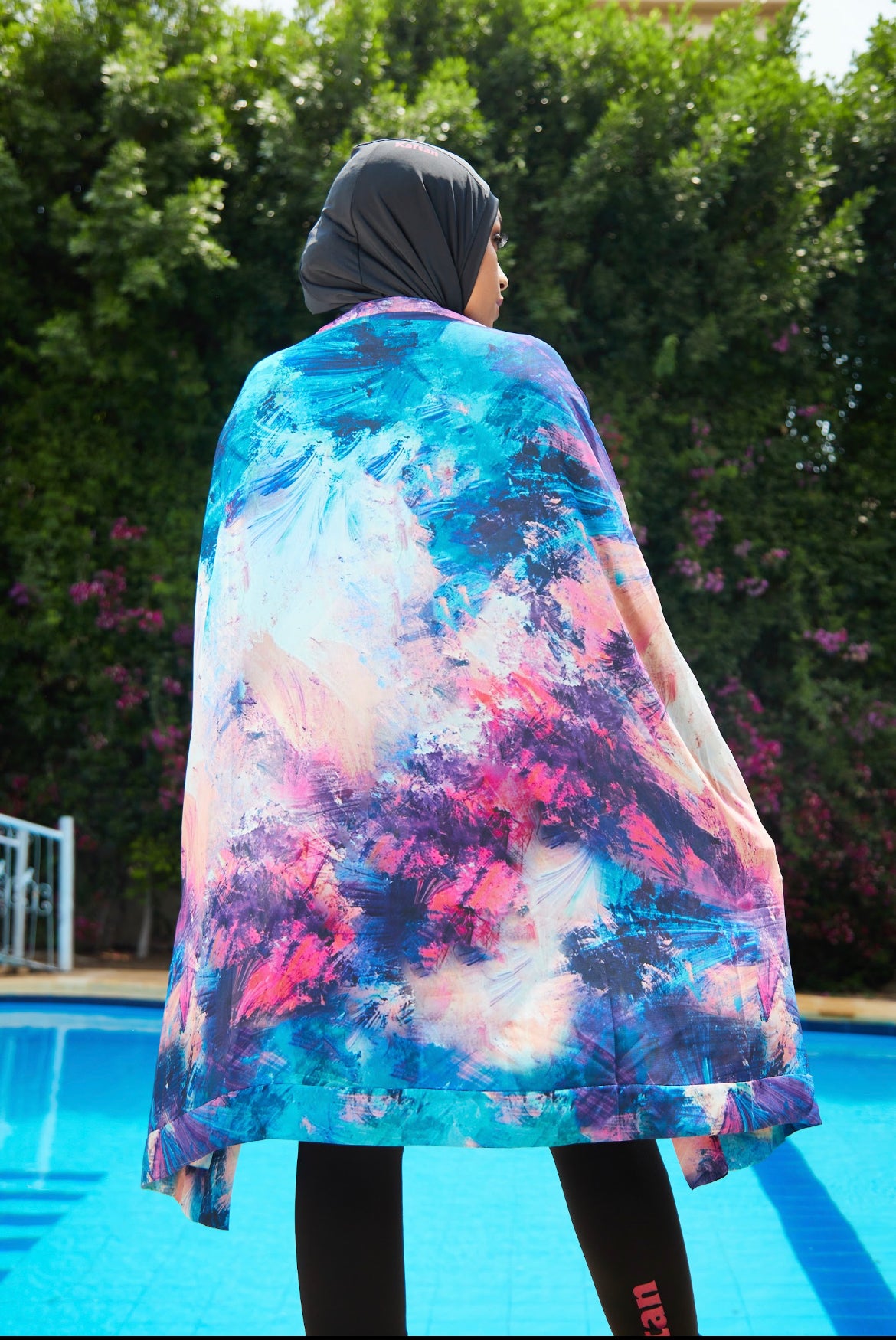 Cache Maillot