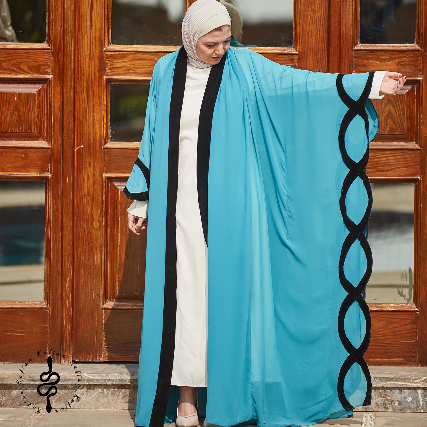 Round Velvet Pattern Kaftan