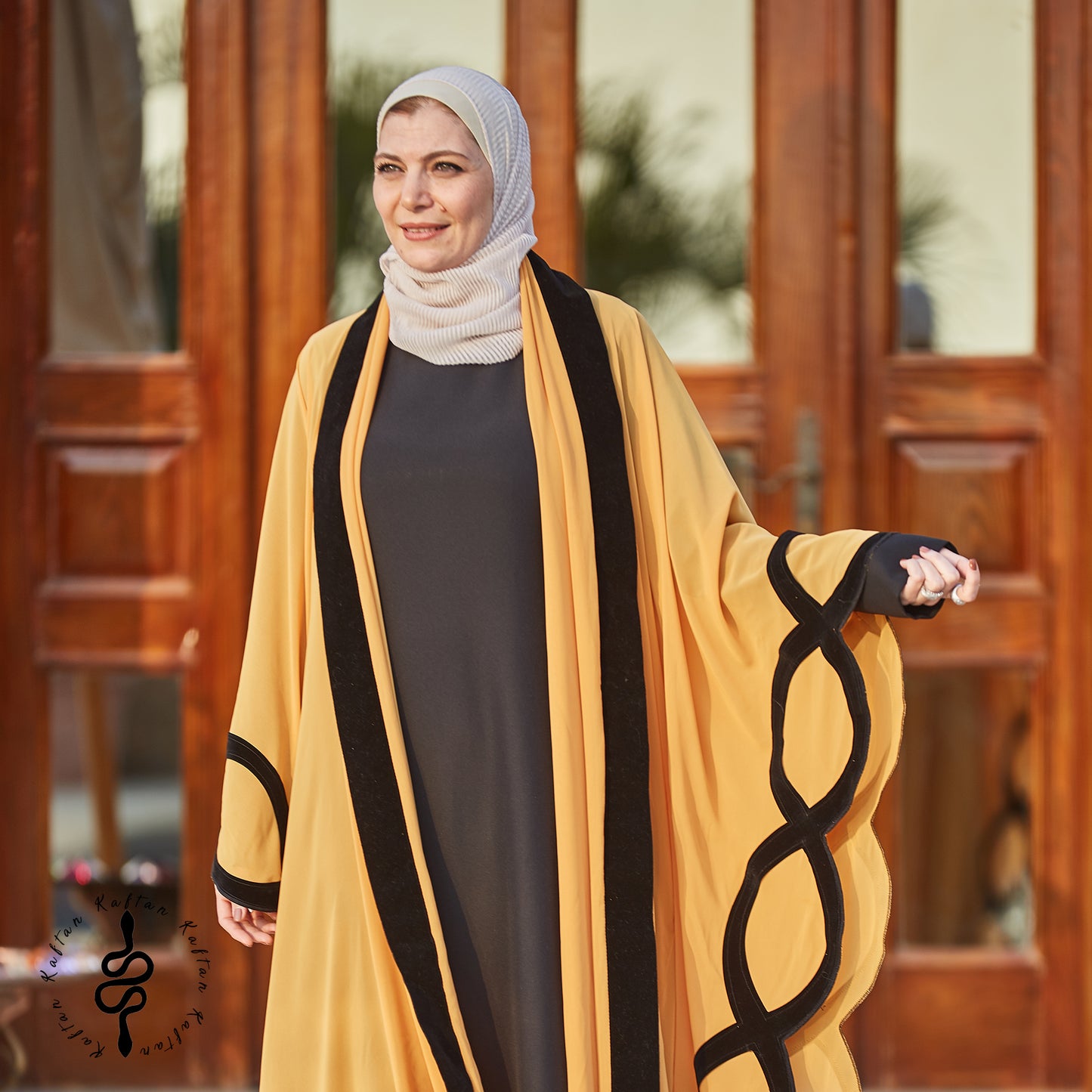 Round Velvet Pattern Kaftan