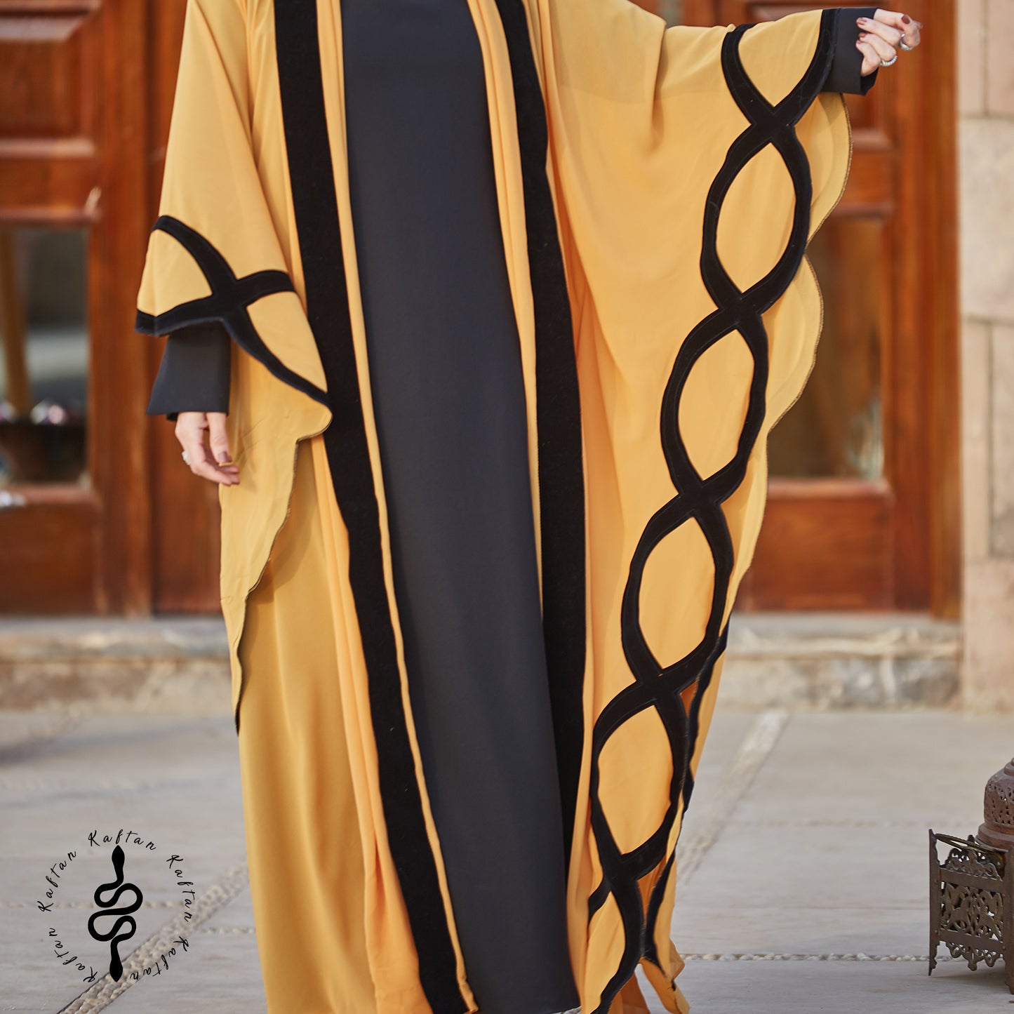Round Velvet Pattern Kaftan