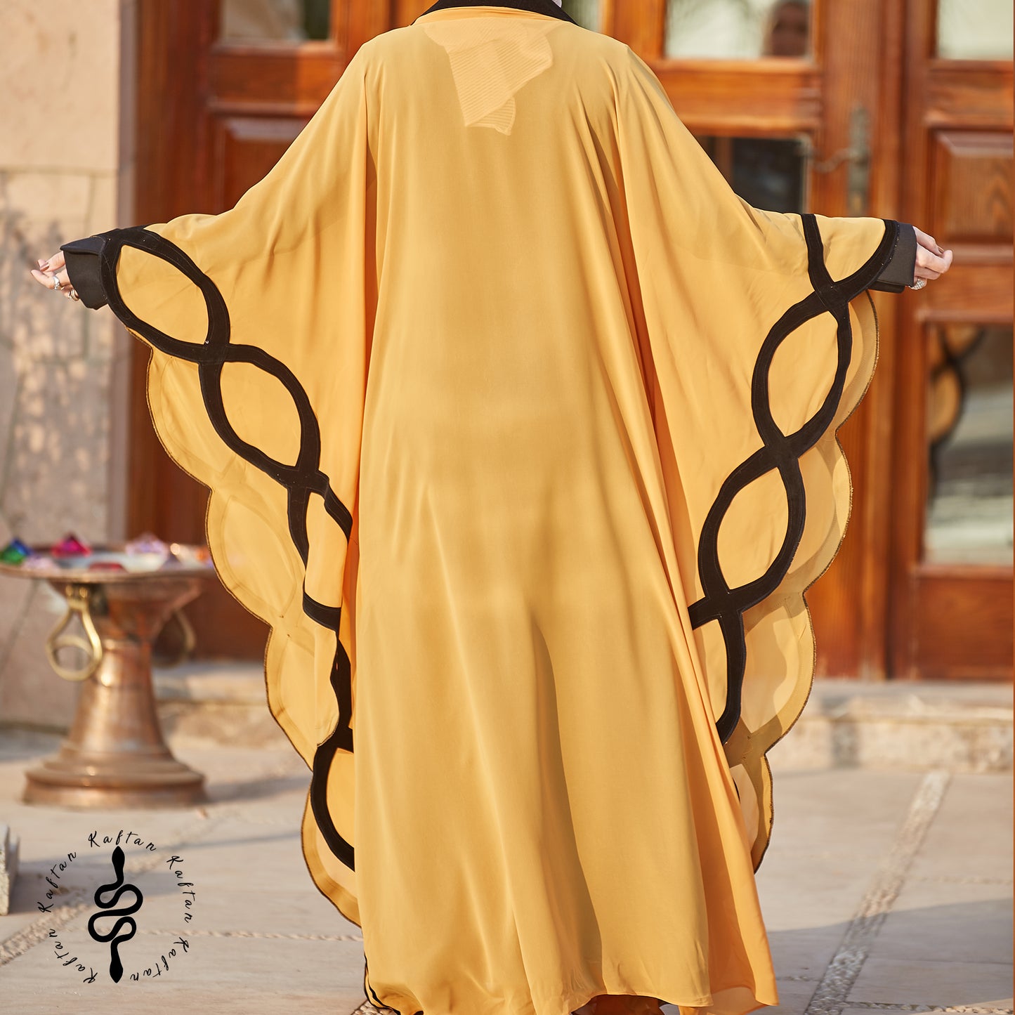 Round Velvet Pattern Kaftan
