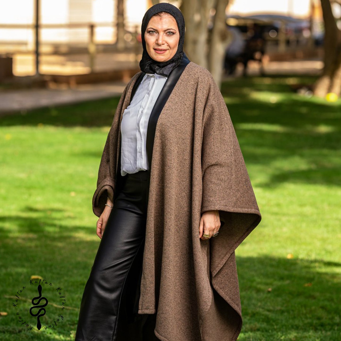 Winter Elegance Cape